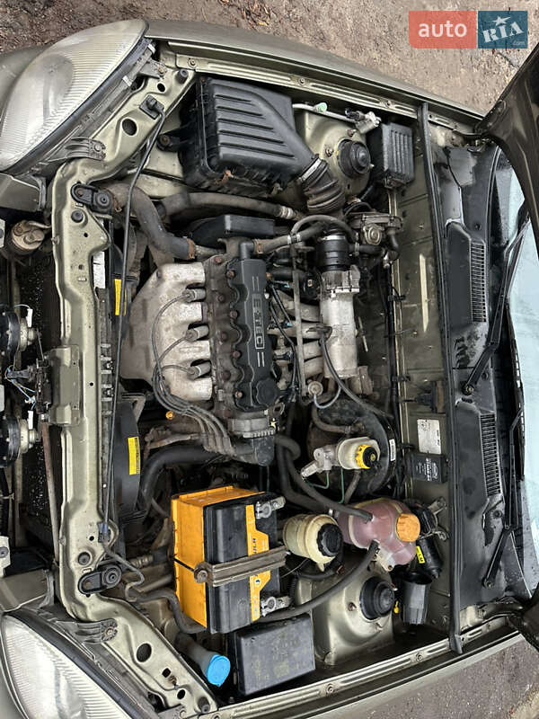 Седан Daewoo Lanos 2004 в Киеве