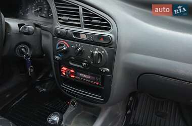 Седан Daewoo Lanos 2004 в Києві