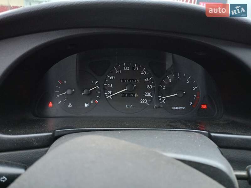 Седан Daewoo Lanos 2004 в Києві