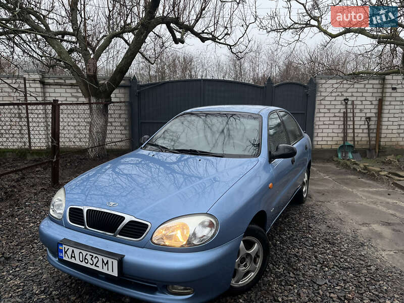 Седан Daewoo Lanos 2003 в Черкасах