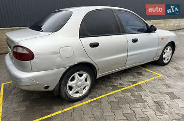 Седан Daewoo Lanos 2003 в Черновцах