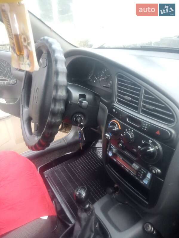 Седан Daewoo Lanos 2004 в Золочеве фото 13 Седан Daewoo Lanos 2004 в Золочеве