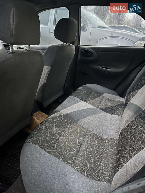 Седан Daewoo Lanos 2006 в Вишгороді