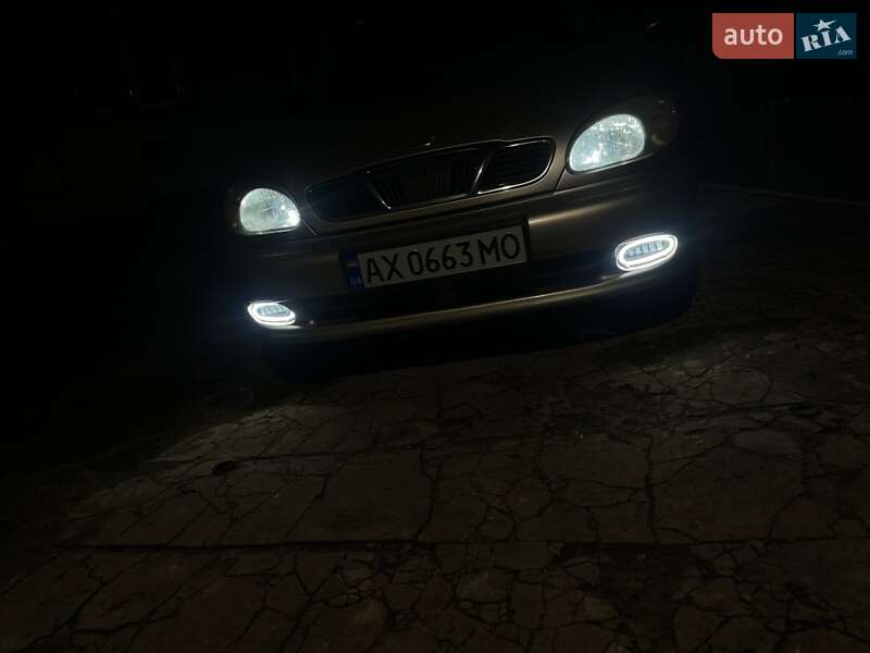 Седан Daewoo Lanos 2004 в Харькове