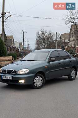 Седан Daewoo Lanos 2004 в Бершаді