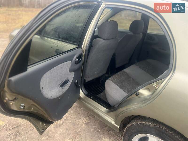 Седан Daewoo Lanos 2005 в Чорткове