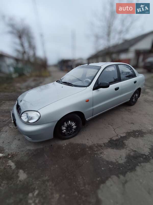 Седан Daewoo Lanos 2009 в Шептицькому