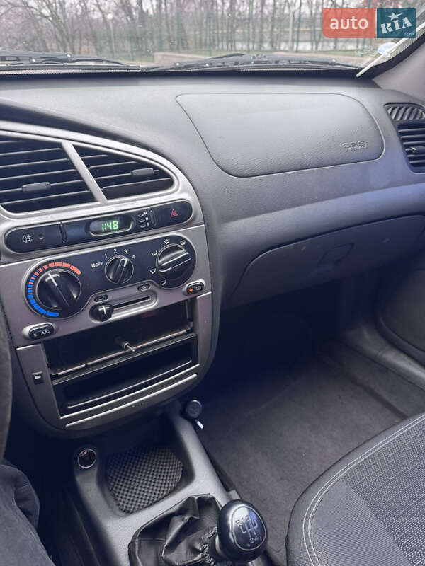 Седан Daewoo Lanos 2003 в Запорожье фото 13 Седан Daewoo Lanos 2003 в Запорожье