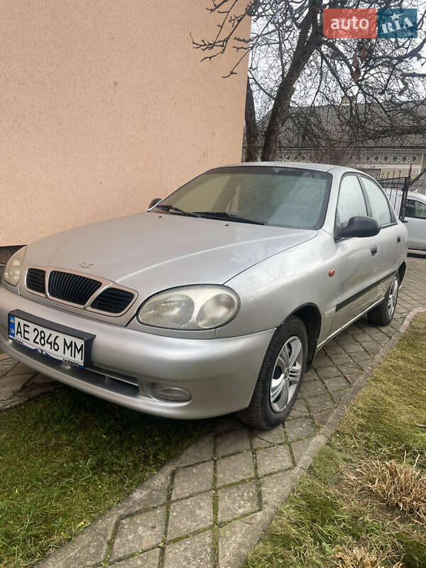Седан Daewoo Lanos 2002 в Надворной фото 3 Седан Daewoo Lanos 2002 в Надворной