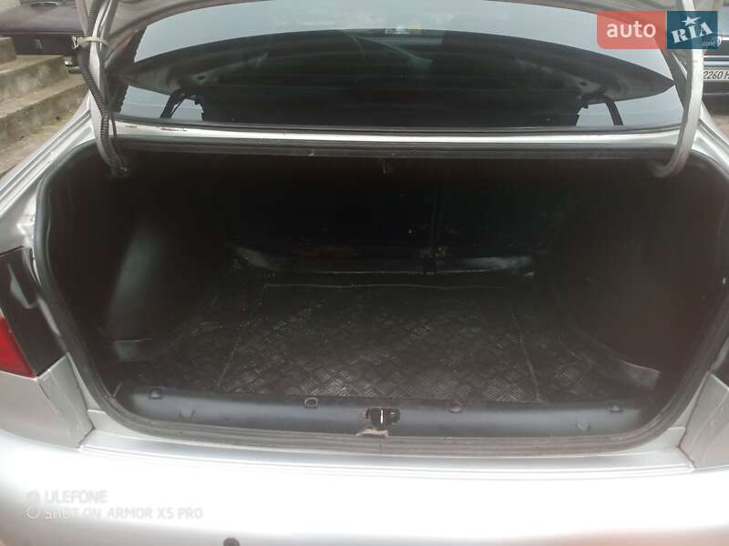 Хэтчбек Daewoo Lanos 2003 в Теофиполе