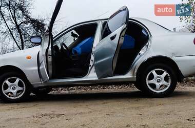 Седан Daewoo Lanos 2005 в Харькове