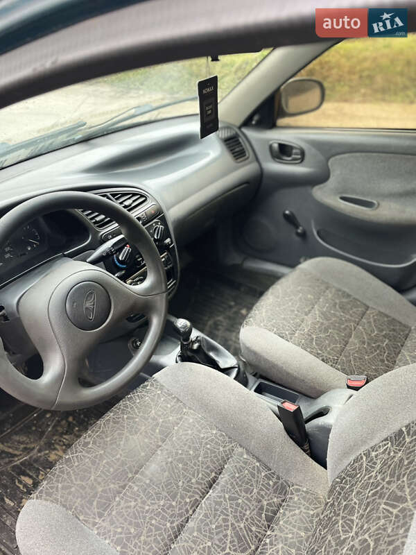 Седан Daewoo Lanos 2006 в Новой Ушице