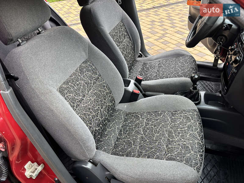 Седан Daewoo Lanos 2006 в Могилев-Подольске