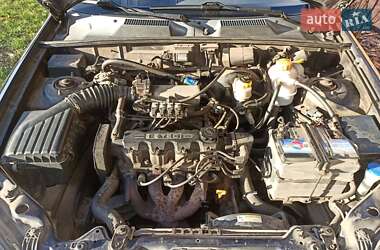 Седан Daewoo Lanos 2003 в Черкассах