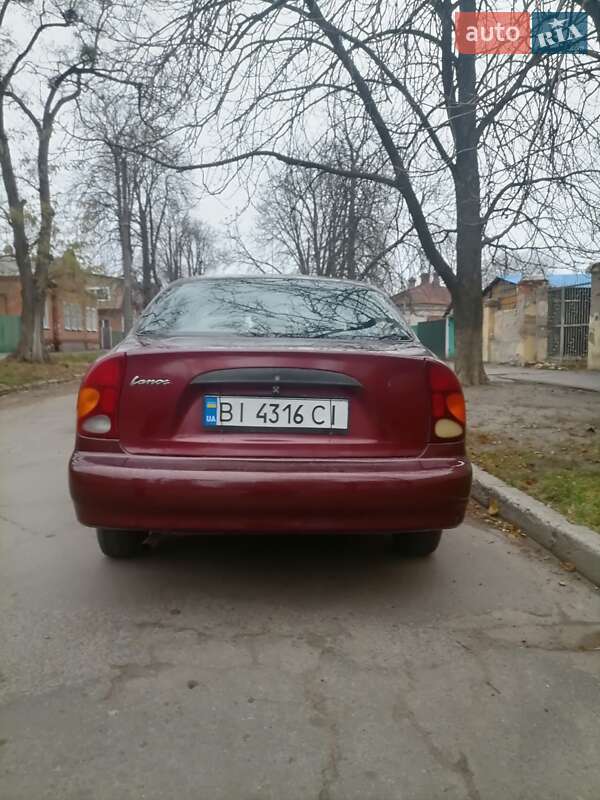 Седан Daewoo Lanos 2010 в Полтаве