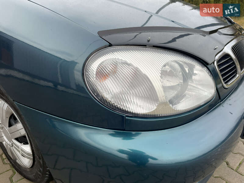 Седан Daewoo Lanos 2003 в Калиновке