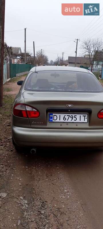 Седан Daewoo Lanos 2006 в Черняхове