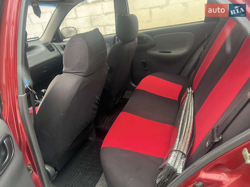 Седан Daewoo Lanos 2006 в Казатине