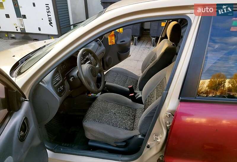 Седан Daewoo Lanos 2008 в Киеве