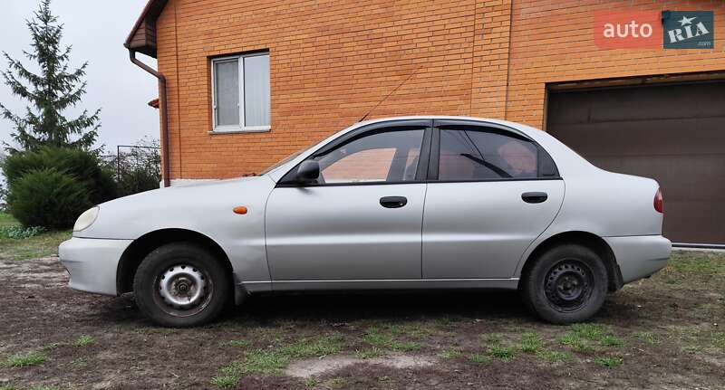Седан Daewoo Lanos 2003 в Києві