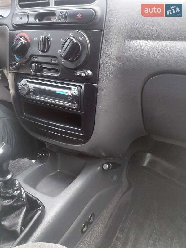 Седан Daewoo Lanos 2005 в Запорожье