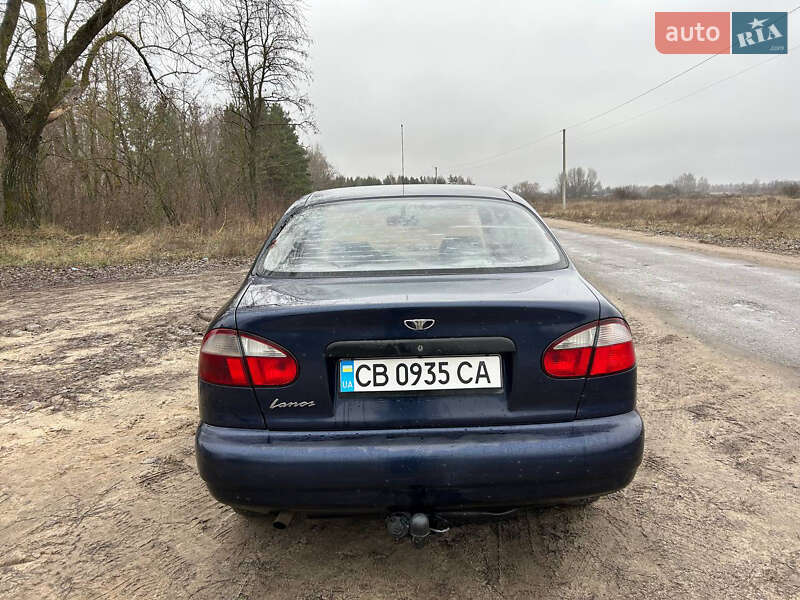 Седан Daewoo Lanos 2005 в Мене