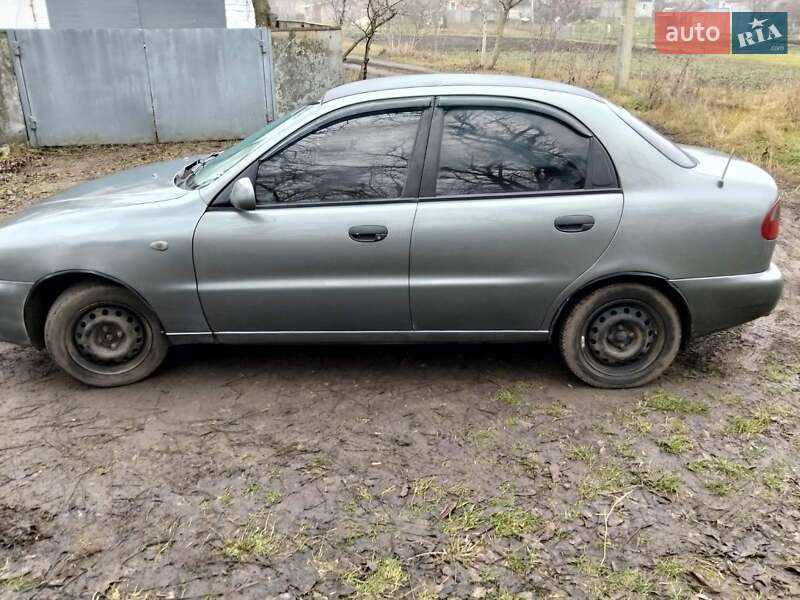 Седан Daewoo Lanos 2002 в Дніпрі фото 4 Седан Daewoo Lanos 2002 в Дніпрі
