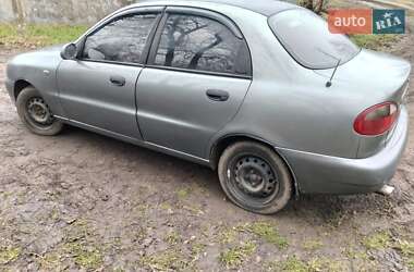 Седан Daewoo Lanos 2002 в Днепре