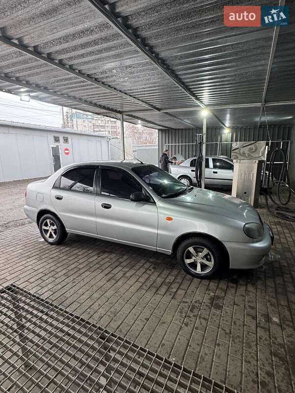 Седан Daewoo Lanos 2007 в Краматорске