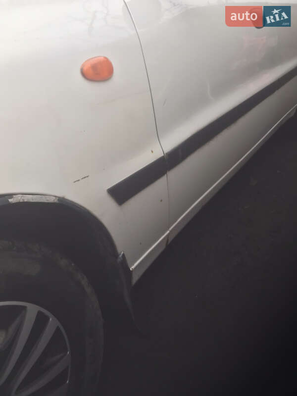 Седан Daewoo Lanos 2004 в Сквире