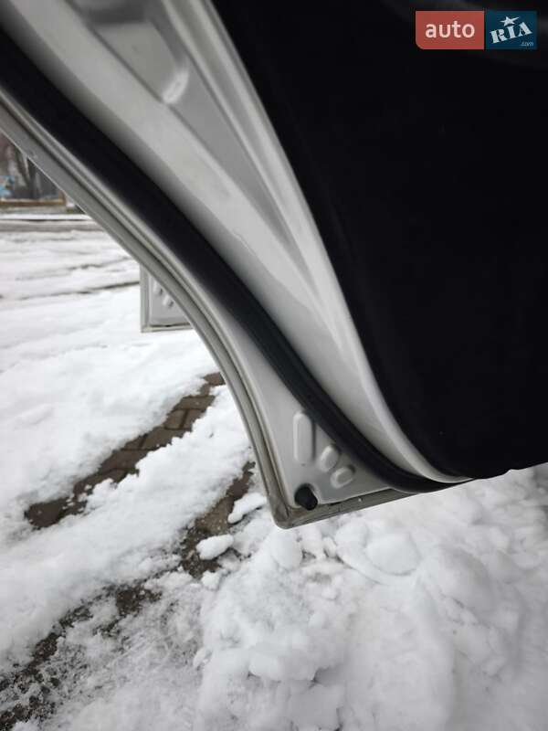 Седан Daewoo Lanos 2004 в Харькове