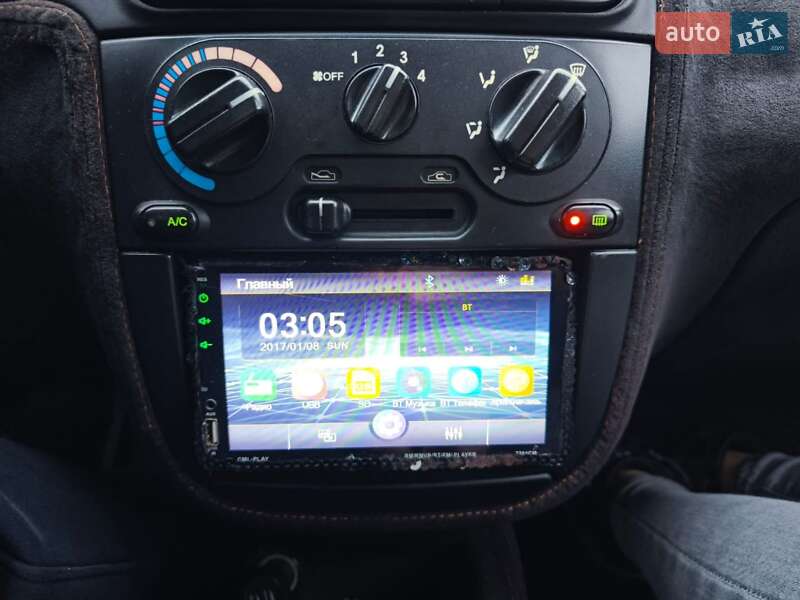 Седан Daewoo Lanos 2004 в Харькове