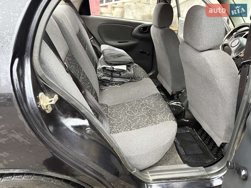 Седан Daewoo Lanos 2007 в Черновцах