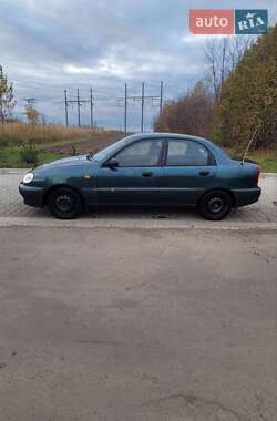 Седан Daewoo Lanos 2005 в Ровно