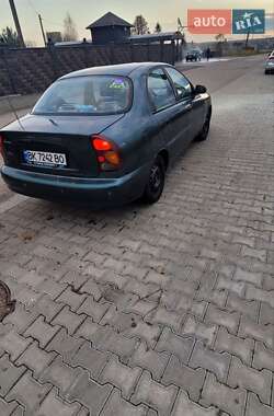 Седан Daewoo Lanos 2005 в Ровно