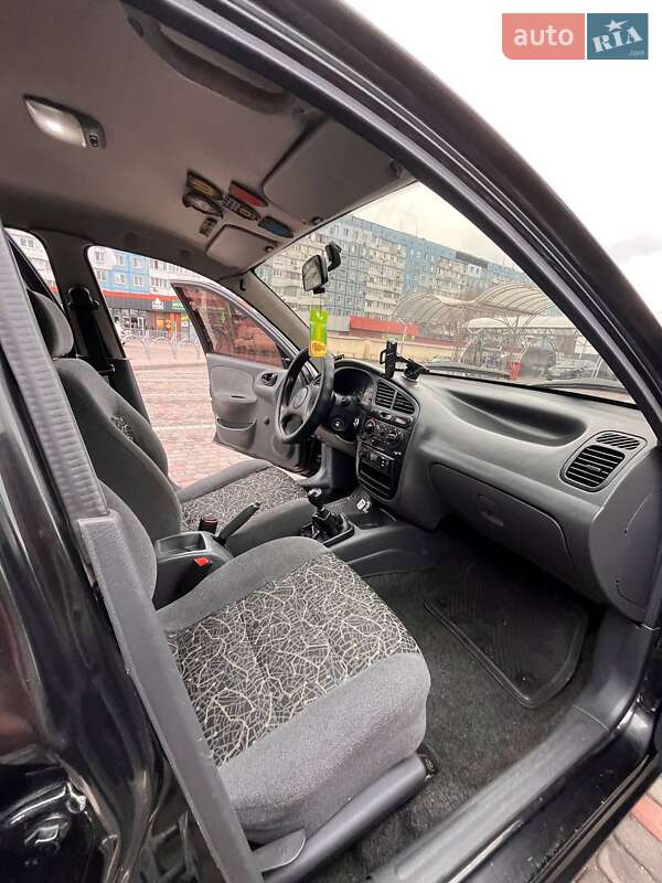 Седан Daewoo Lanos 2008 в Днепре