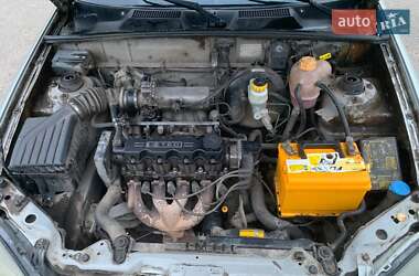 Седан Daewoo Lanos 2006 в Яготине