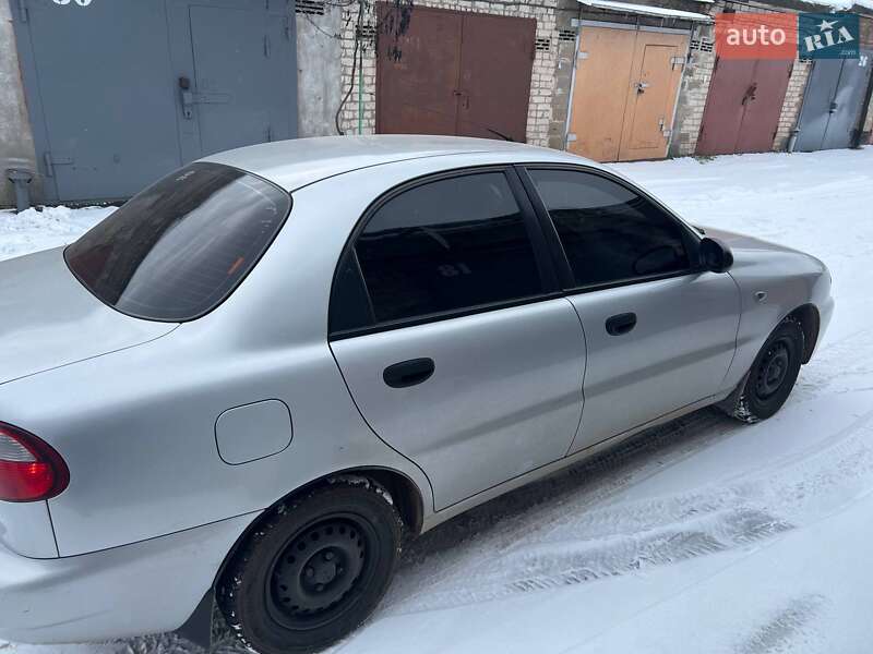 Седан Daewoo Lanos 2008 в Кривом Роге
