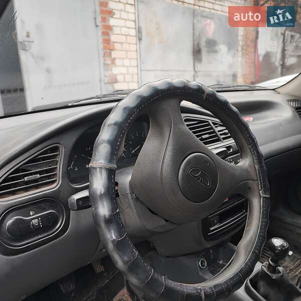Седан Daewoo Lanos 2007 в Високому