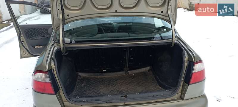 Седан Daewoo Lanos 2003 в Днепре