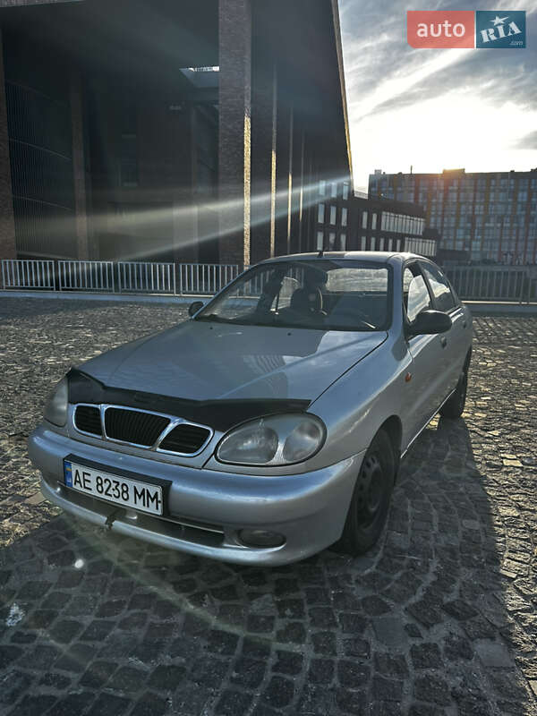 2005 Daewoo Lanos, VIN Y6DTF69YD5W256796:plate — фото 1 (autoria)
