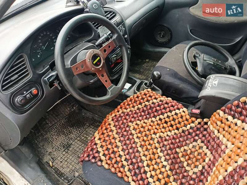 Седан Daewoo Lanos 2003 в Чернівцях