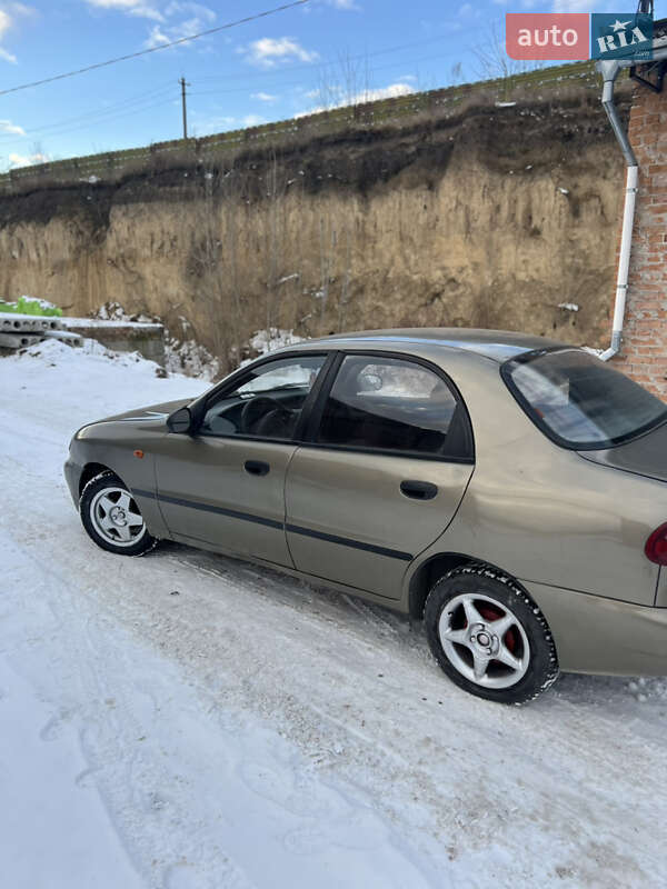 Седан Daewoo Lanos 2003 в Хмельницком