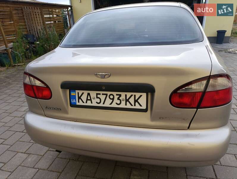 Седан Daewoo Lanos 2003 в Киеве