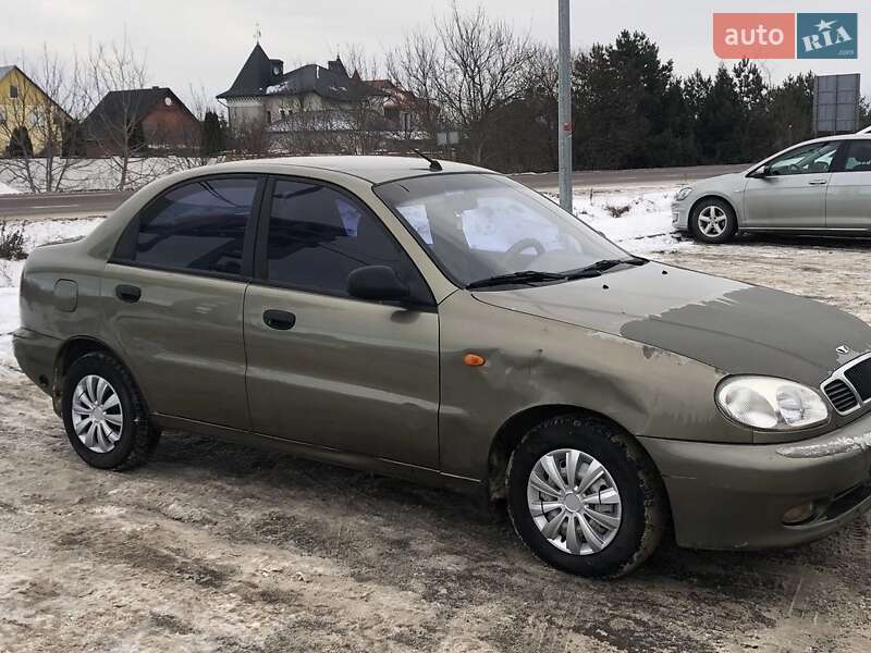 Седан Daewoo Lanos 2004 в Львове