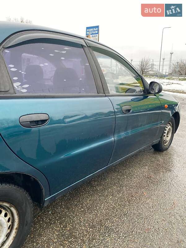 Седан Daewoo Lanos 2002 в Киеве фото 2 Седан Daewoo Lanos 2002 в Киеве
