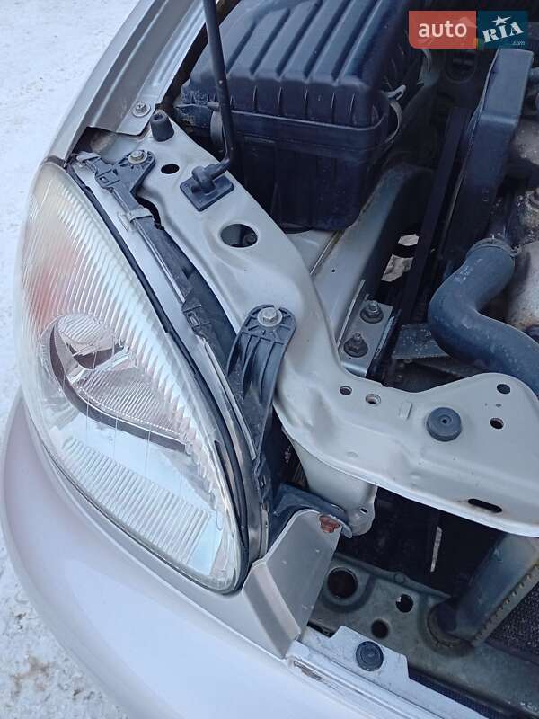 Седан Daewoo Lanos 2004 в Житомирі