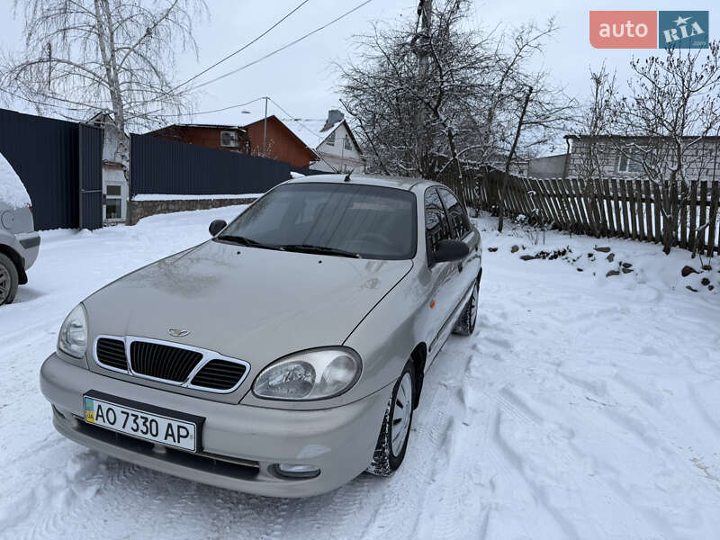 Седан Daewoo Lanos 2009 в Умани