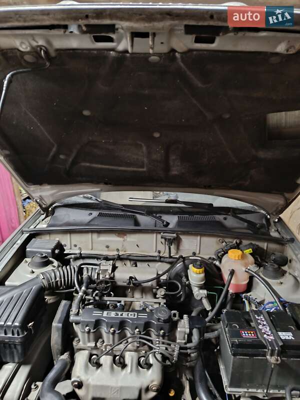 Седан Daewoo Lanos 2006 в Днепре