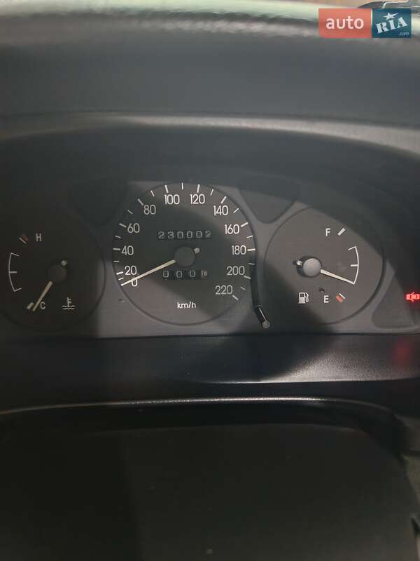 Седан Daewoo Lanos 2006 в Днепре
